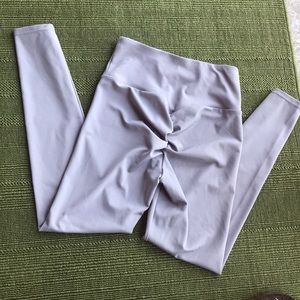 High waisted leggings